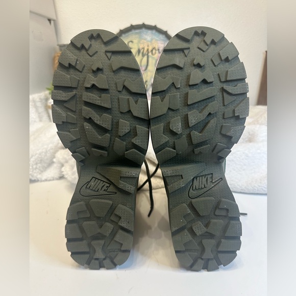 Nike Air Max Goaterra 2.0. DD5016-300. Size 10.5. - Picture 8 of 8